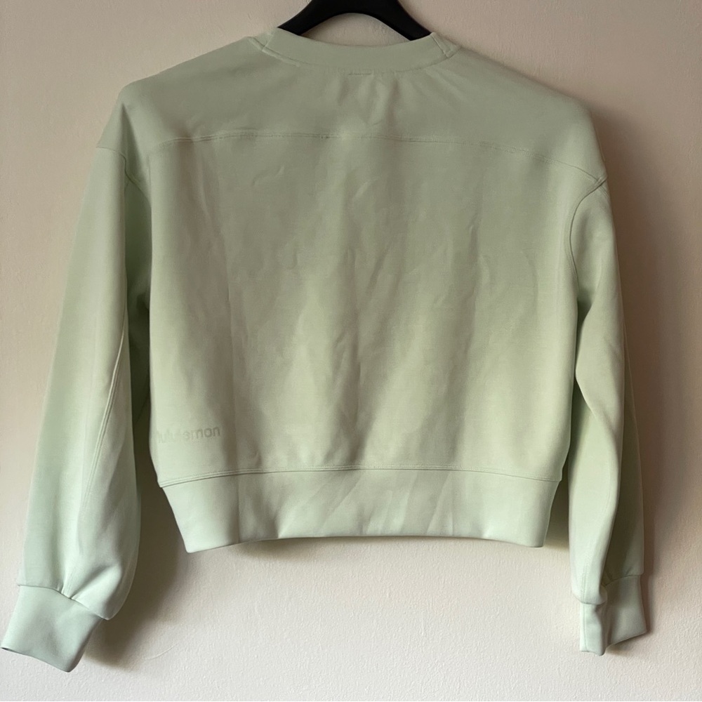 lululemon Softstreme Perfectly Oversized Cropped Crew in Kholrabi Green Size 2 - Picture 7 of 10